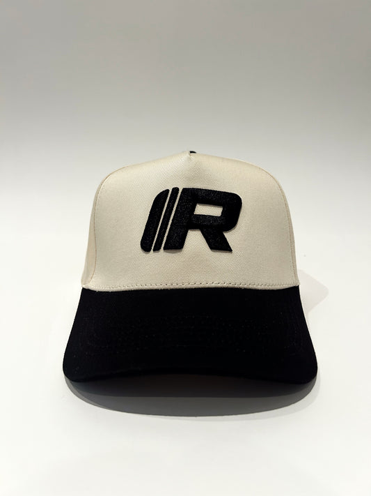 RINK x TTL - Off-white / Black